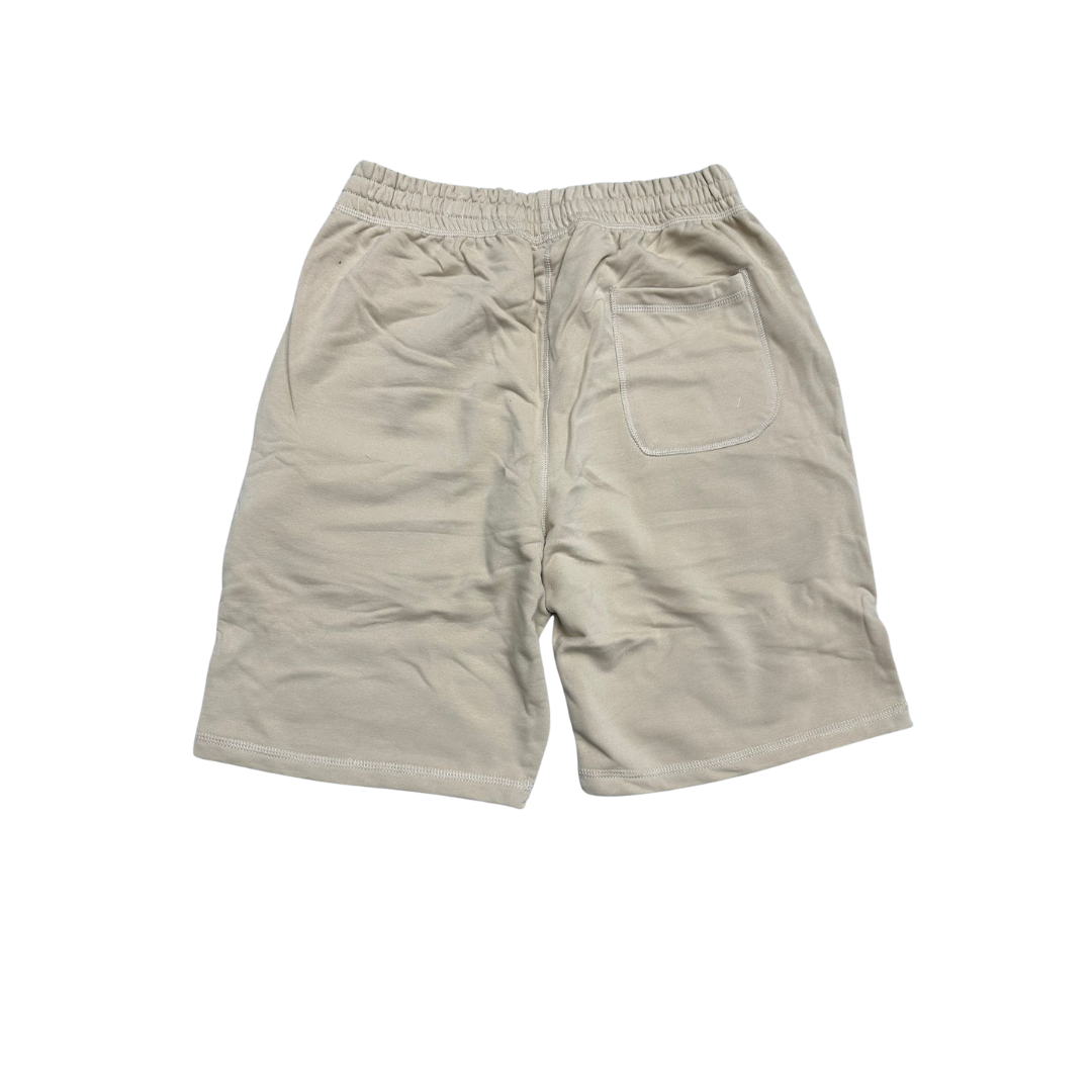 a brown shorts 